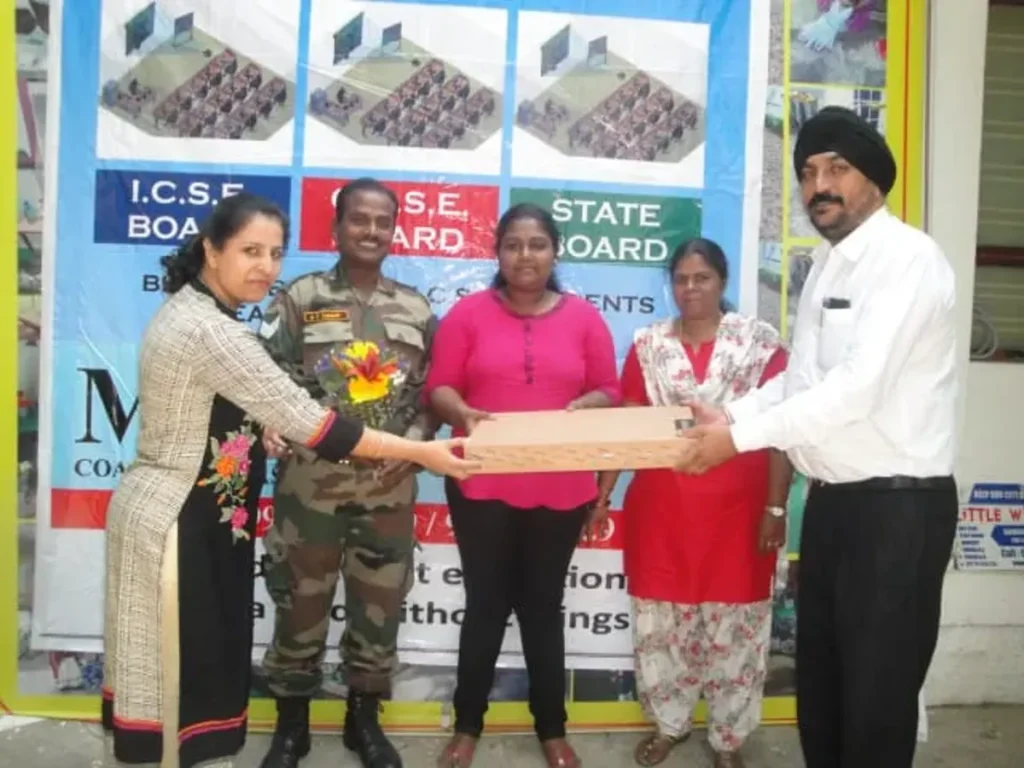 Shreshta Shekar awarded for scoring 96 percent in 2nd PUC in 2018 19 at Malus Coaching Centre Bengaluru